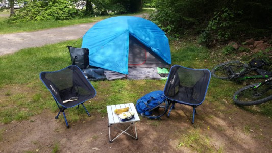 Our blue tent at the camping ground in Darn