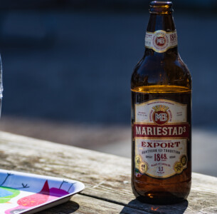 Mariestadt beer - drinking in the sunshine, Slottskogen park in Göteborg.