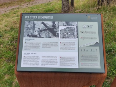 Information sign of the Kinnekulle quarry.