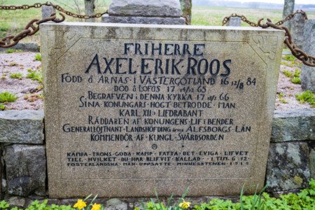 Monument for Axel Erik Roos - a famous brave soldier.